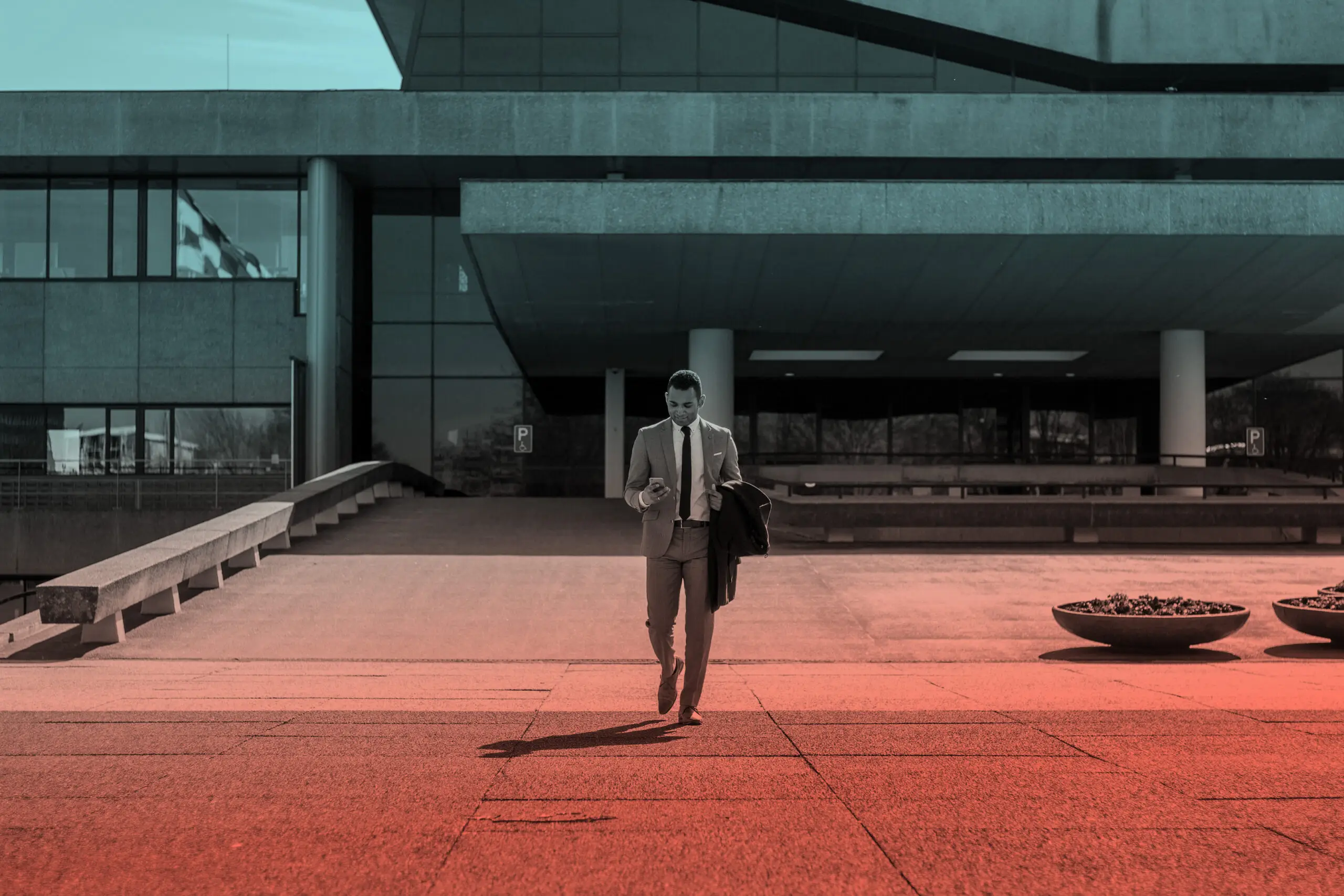 Rethinking data management in financial services: Virtualisation over static storage