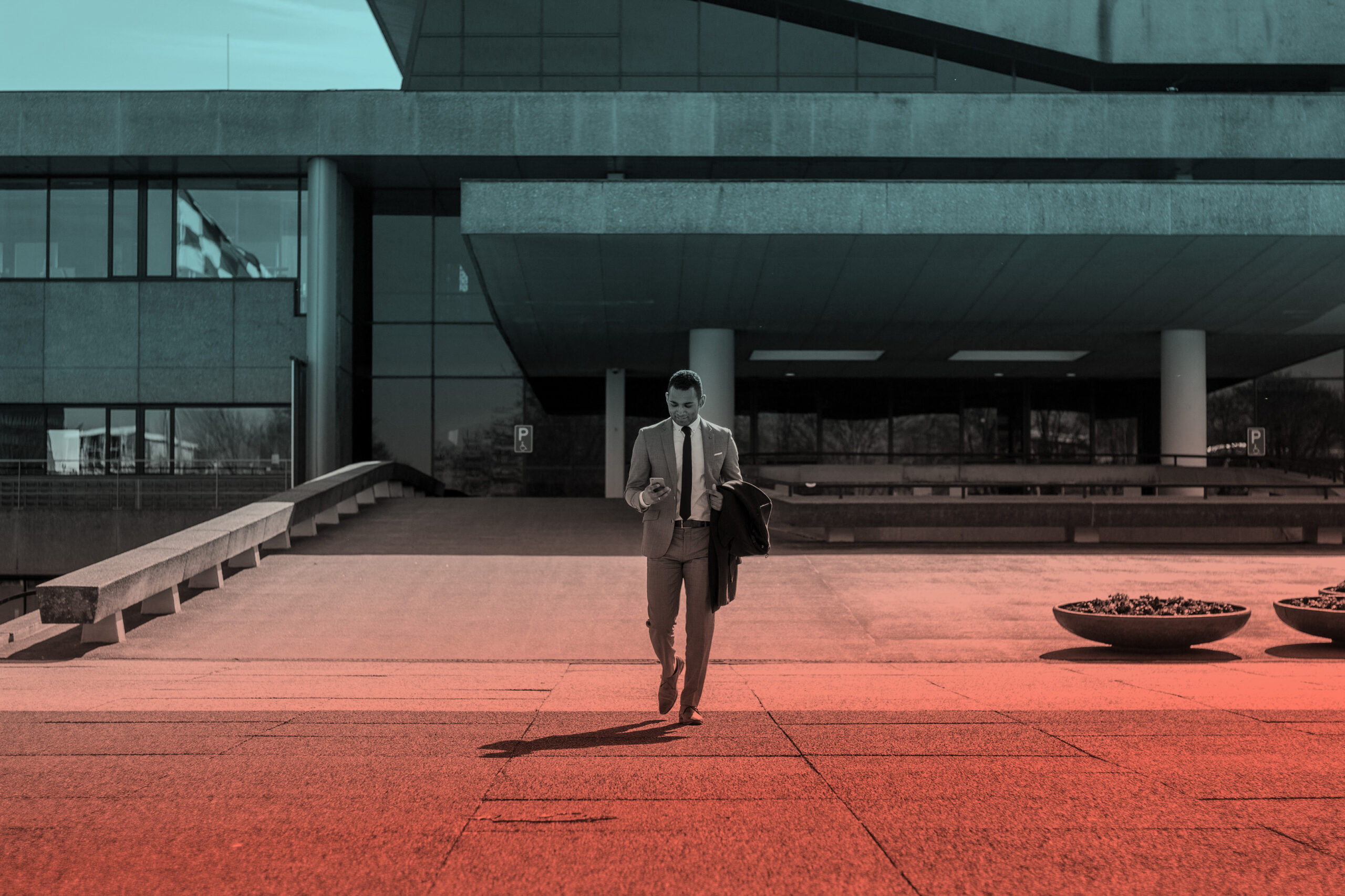 Rethinking data management in financial services: Virtualisation over static storage